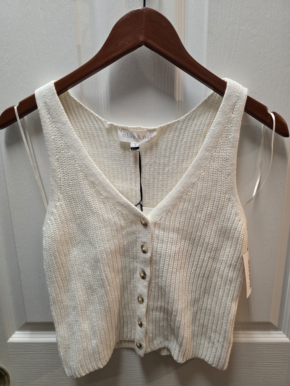 Olive & Oak Cream Ribbed Button-Front Camisole